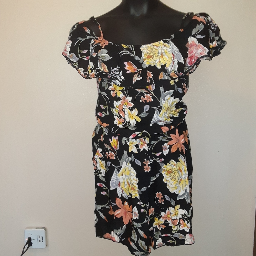 Plus Floral Off-Shoulder Romper